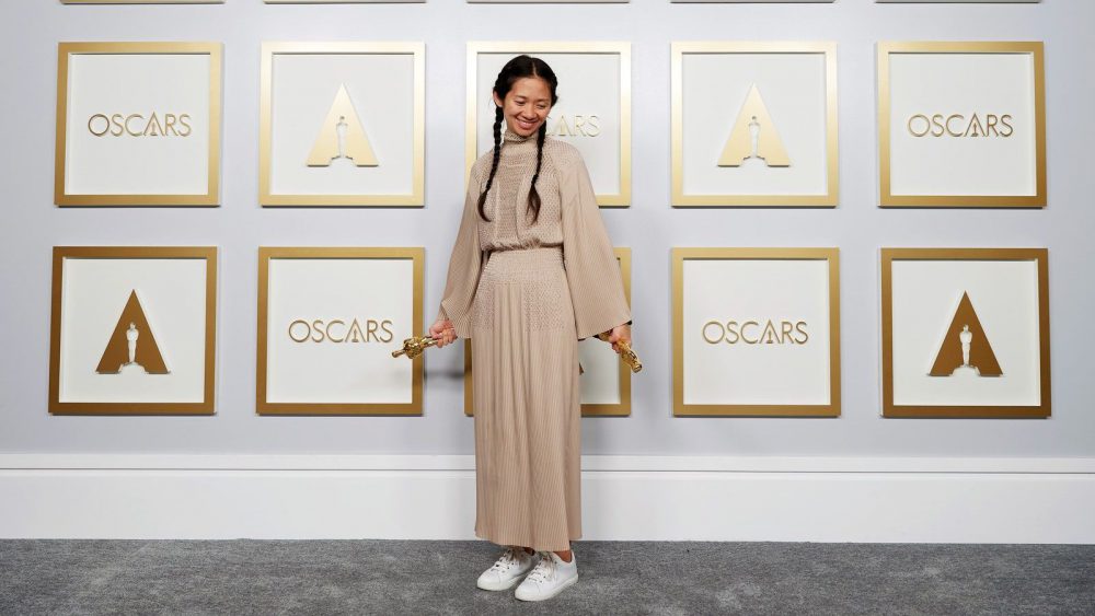 chloe zhao proved white sneakers occasion even oscars