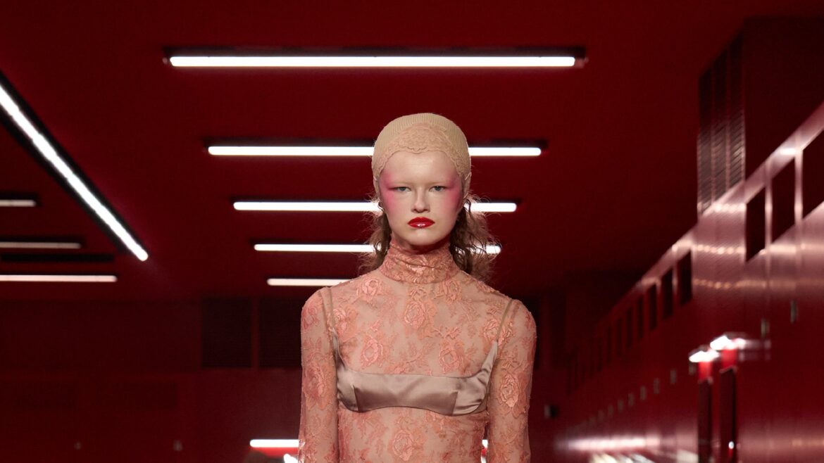 والنتینو پاییز ۲۰۲۵ مجموعهی آماده برای پوشیدن